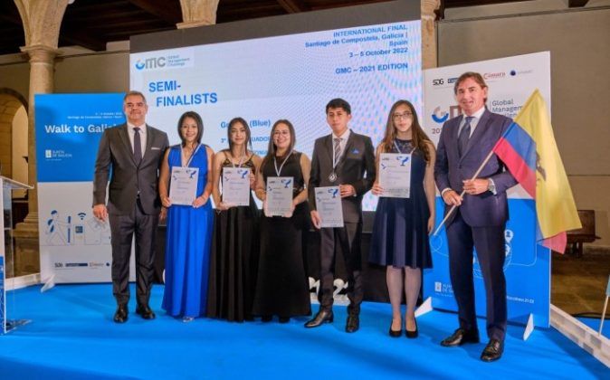 Equipo de Ecuador, entrega de trofeos por